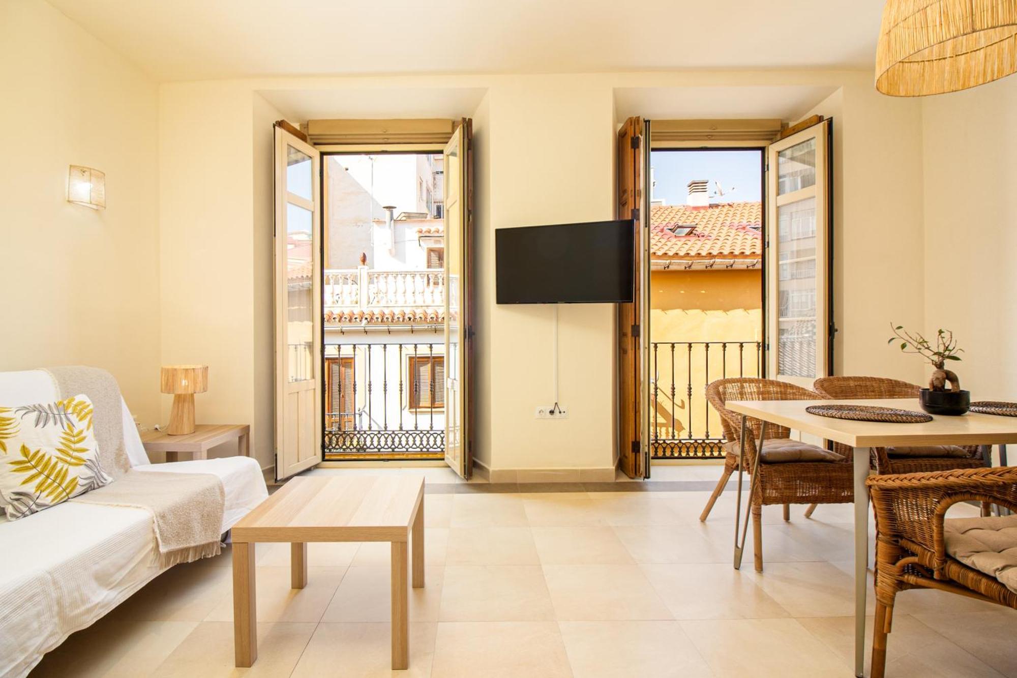 Апартаменты Malaga Center Flat La Victoria City Center Экстерьер фото