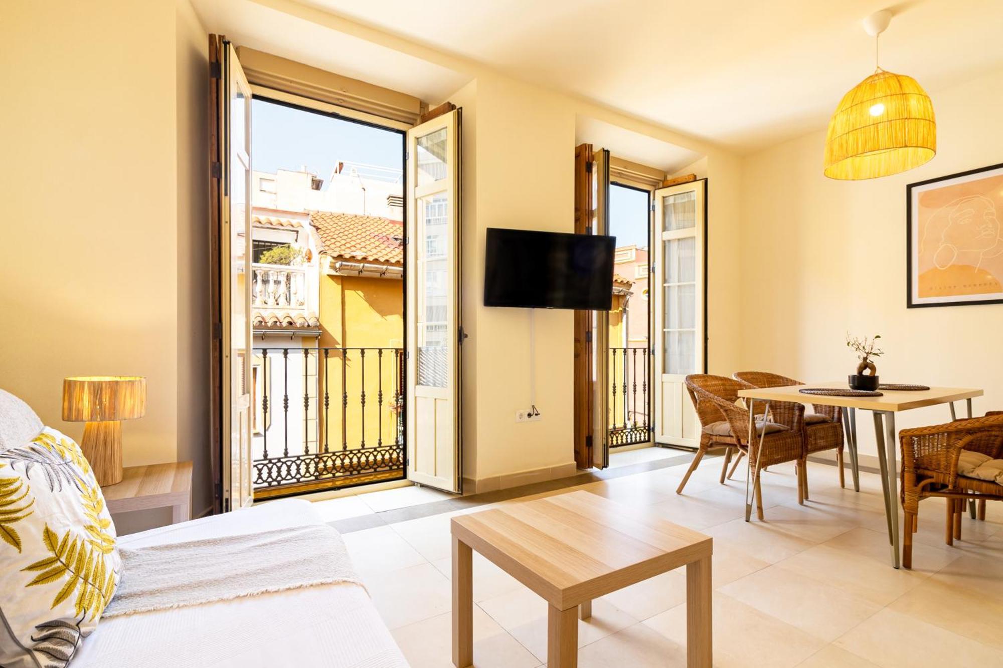 Апартаменты Malaga Center Flat La Victoria City Center Экстерьер фото